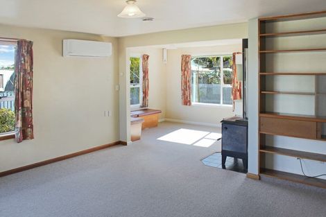 Photo of property in 9 Bendale Place, Avonhead, Christchurch, 8042