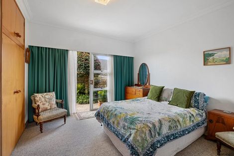 Photo of property in 166 Heta Road, Highlands Park, New Plymouth, 4312