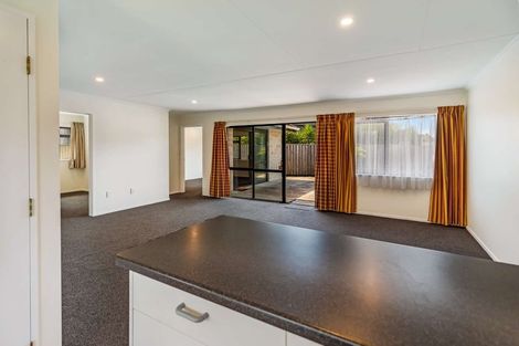 Photo of property in 24 Rangitira Avenue, Palmerston North, 4414