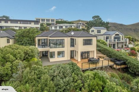 Photo of property in 2/272 Major Hornbrook Road, Mount Pleasant, Christchurch, 8081