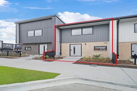 Photo of property in 18 Hoopers Road, Glen Eden, Auckland, 0602