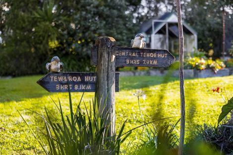 Photo of property in 979 Kaipara Flats Road, Kaipara Flats, Warkworth, 0984