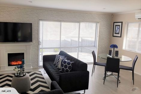 Photo of property in 4 Beggs Way, Flat Bush, Auckland, 2016