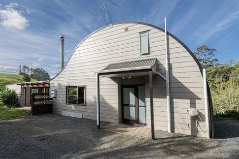 Photo of property in 307 Whananaki North Road, Opuawhanga, Hikurangi, 0181