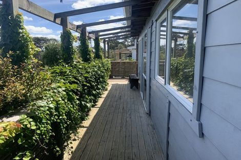 Photo of property in 140 Attwood Road, Paremoremo, Auckland, 0632