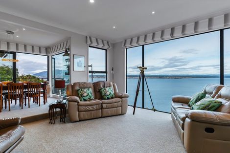 Photo of property in 2/71 Wakeman Road, Acacia Bay, Taupo, 3330