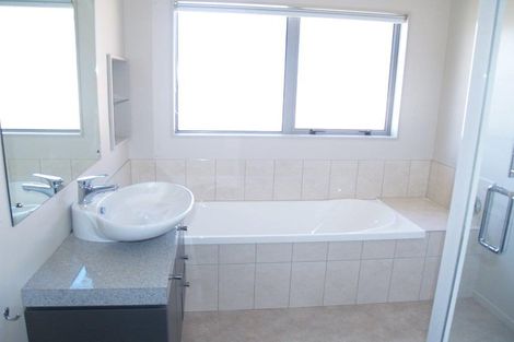 Photo of property in 27 Sandown Road, Te Horo Beach, Otaki, 5581