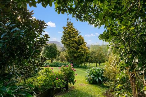 Photo of property in 11 North Way, Titirangi, Auckland, 0604