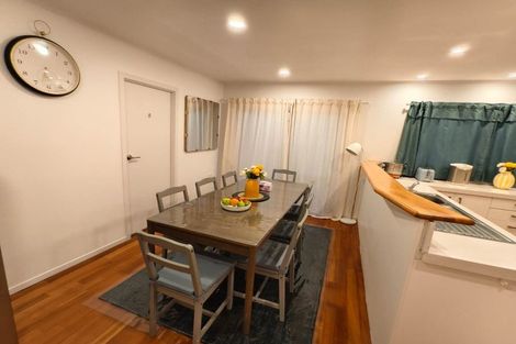 Photo of property in 4 Lynngate Place, Hillcrest, Auckland, 0627