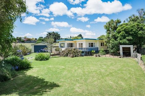 Photo of property in 98 Kiwi Road, Raumati Beach, Paraparaumu, 5032