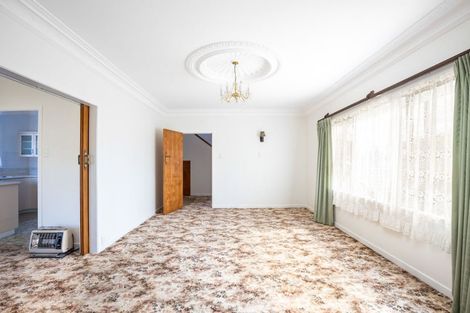 Photo of property in 65 Wallace Place, Westown, New Plymouth, 4310