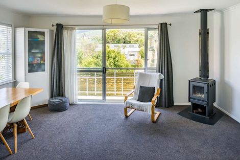 Photo of property in 34 Ranui Terrace, Tawa, Wellington, 5028