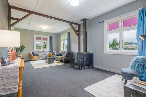 Photo of property in 12 Gordon Street, Woodville, 4920