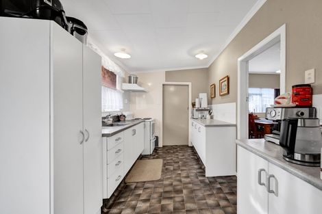 Photo of property in 19 Kapuni Street, Manaia, 4612