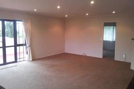 Photo of property in 7a Roberts Road, Glenfield, Auckland, 0629