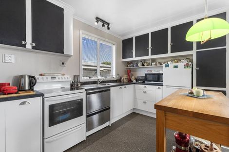 Photo of property in 3 Follis Street, Te Aroha, 3320