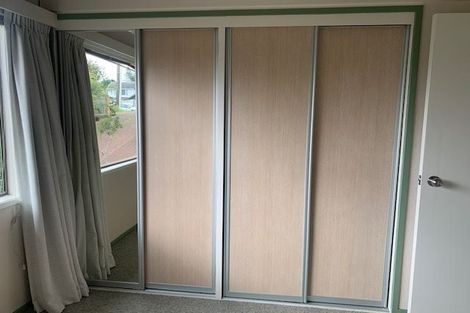 Photo of property in 765 East Coast Road, Northcross, Auckland, 0630