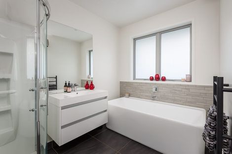 Photo of property in 94 Metehau Street, Marshland, Christchurch, 8083