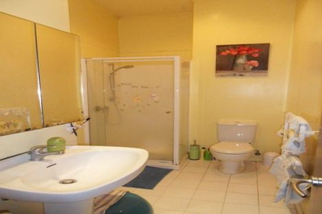 Photo of property in Mendosa Terraces Apartments, 14/9 Ebor Street, Te Aro, Wellington, 6011