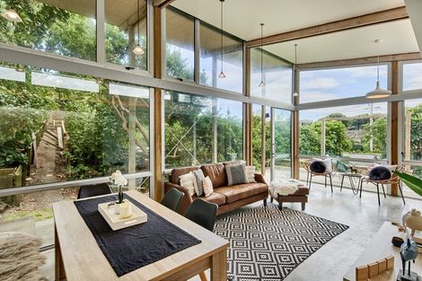 Photo of property in 4 Tangahoe Street, Paekakariki, 5034