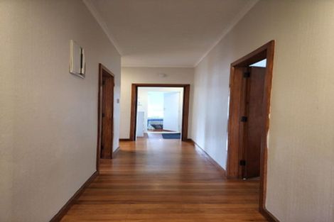 Photo of property in 8 Henui Street, Strandon, New Plymouth, 4312