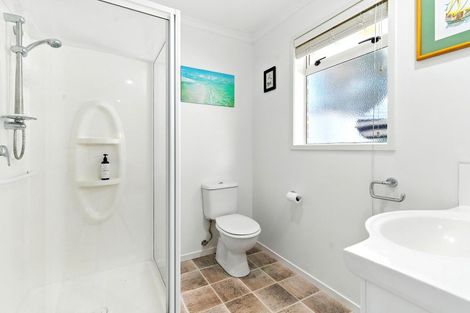 Photo of property in 32 Rosella Drive, Welcome Bay, Tauranga, 3112