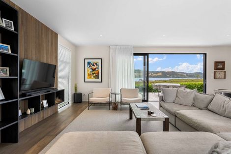 Photo of property in 34 North Ridge Drive, Pauanui, 3579