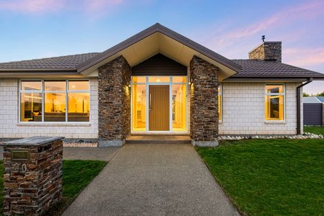 Photo of property in 30 Davaar Crescent, Broomfield, Christchurch, 8042