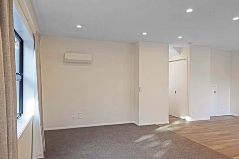 Photo of property in 1/1105 Fergusson Drive, Clouston Park, Upper Hutt, 5018