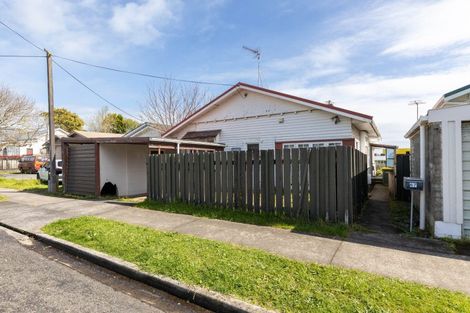 Photo of property in 67 Pendarves Street, New Plymouth, 4310
