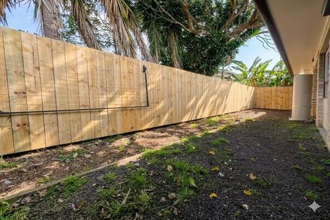 Photo of property in 2/21 Cleek Road, Mangere East, Auckland, 2024