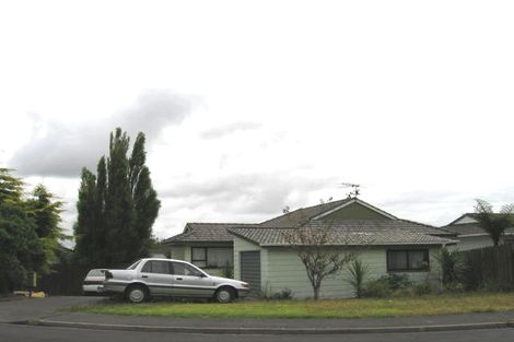 Photo of property in 5 Sevilla Place, Unsworth Heights, Auckland, 0632