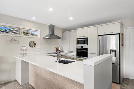 Photo of property in 51 Shortland Street, Wainoni, Christchurch, 8061