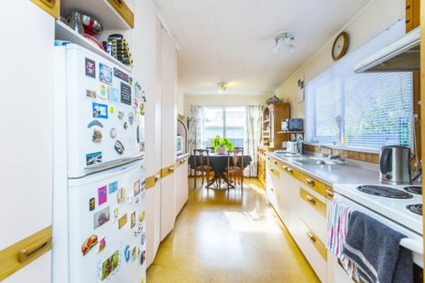 Photo of property in 11 Beryl Grove, Birchville, Upper Hutt, 5018