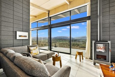 Photo of property in 28 Old Golf Course Road, Bridge Hill, Alexandra, 9320