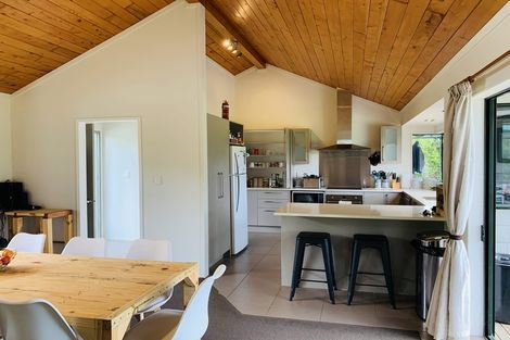 Photo of property in 159 Oraha Road, Kumeu, 0892