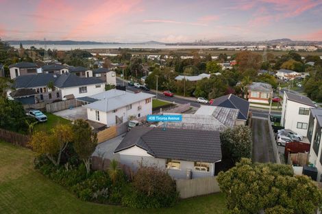 Photo of property in 40b Tiroroa Avenue, Te Atatu South, Auckland, 0610