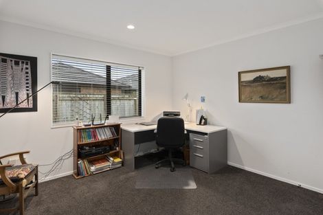 Photo of property in 8 Moy Place, Otaki, 5512