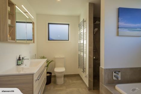 Photo of property in 39 Jacks Point Rise, Jacks Point, Queenstown, 9371