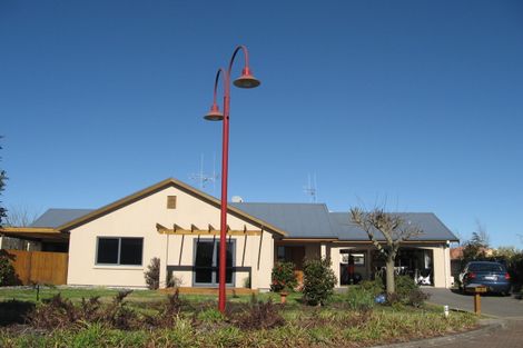 Photo of property in 3 Merivale Court, Rototuna, Hamilton, 3210