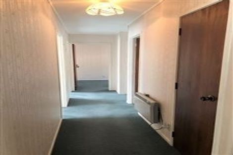 Photo of property in 1/4267 Great North Road, Glendene, Auckland, 0602