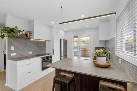 Photo of property in 3b Paton Avenue, Te Atatu South, Auckland, 0610