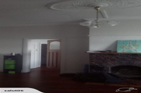 Photo of property in 2/136 Evans Bay Parade, Roseneath, Wellington, 6021