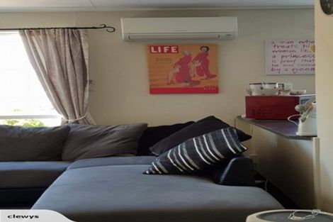 Photo of property in 10a Camellia Terrace, Maungaraki, Lower Hutt, 5010