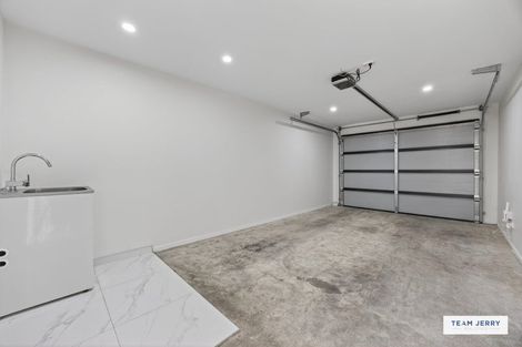 Photo of property in 15b William Avenue, Manurewa, Auckland, 2102