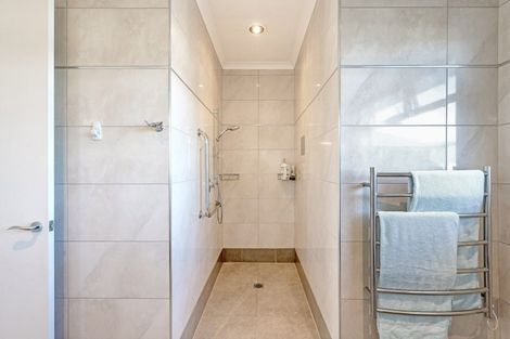 Photo of property in 690 Gladstone Road, Te Hapara, Gisborne, 4010