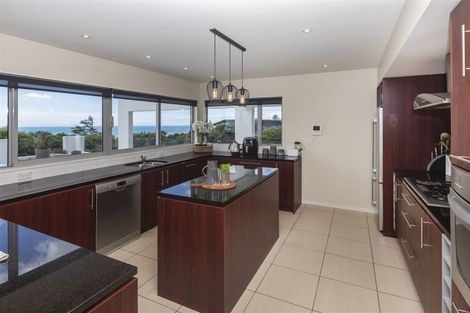 Photo of property in 8 Kaikoura View, Mount Pleasant, Christchurch, 8081