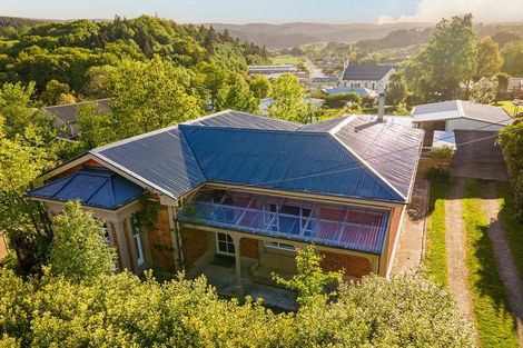 Photo of property in 21 Peel Street, Lawrence, 9532