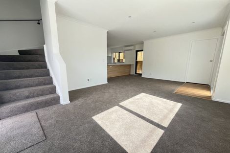 Photo of property in 5 Mahoe Street, Tawa, Wellington, 5028