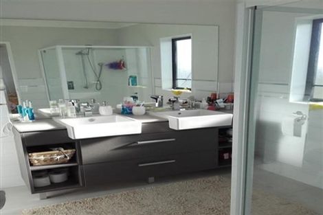 Photo of property in 10 Mauku Lane, Greenhithe, Auckland, 0632